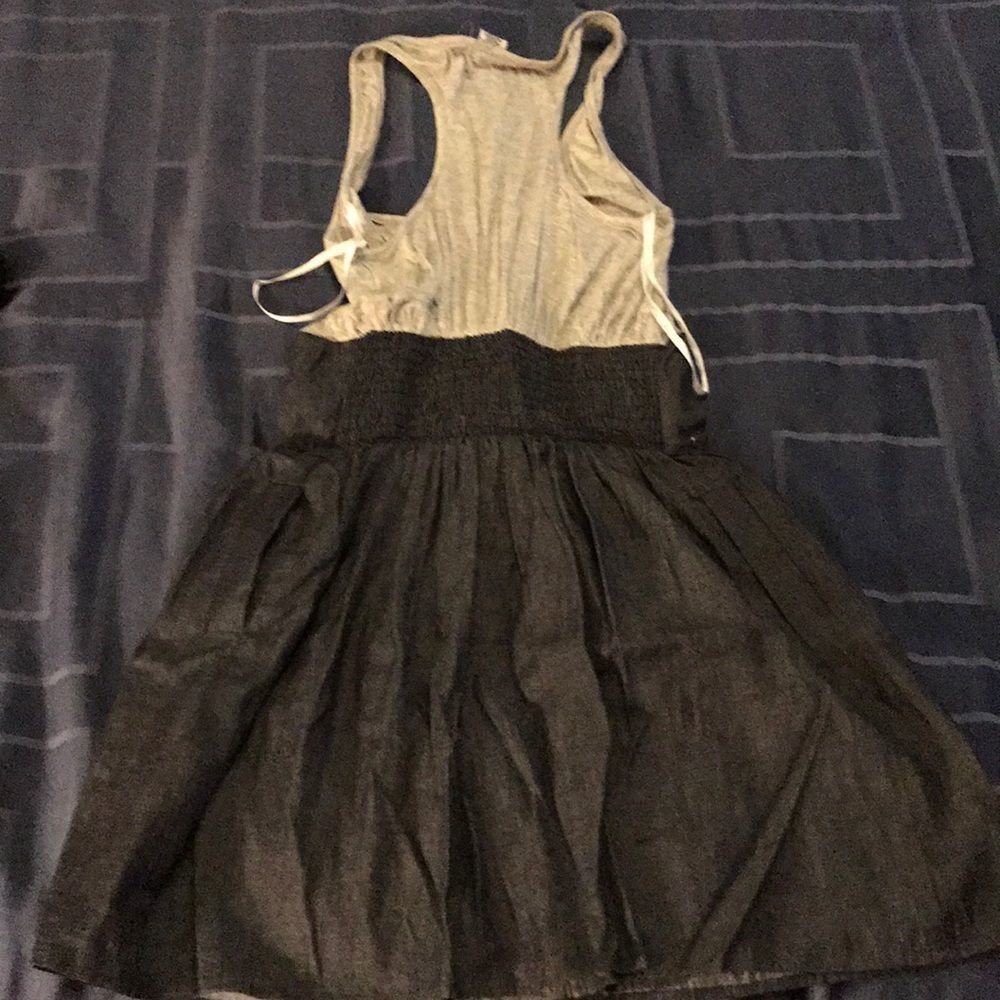 Cute dress with pockets - Picture 3 of 3